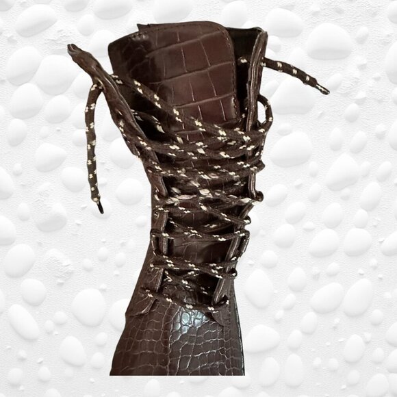 Olivia Miller Ladies Brown Reptile Combat Style Platform Boots Size 8 NWT - Picture 5 of 7